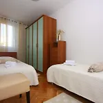 Deluxe Sea View *
