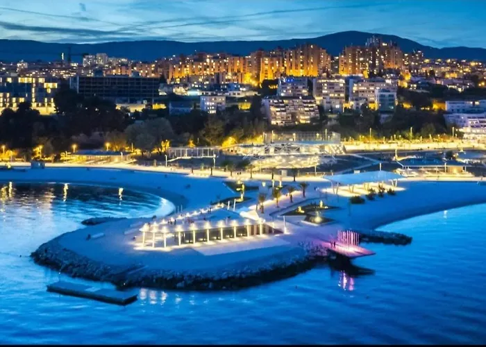 Deluxe Sea View Split