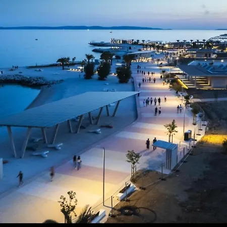 Deluxe Sea View Split