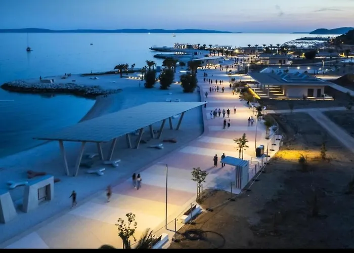 Deluxe Sea View Split